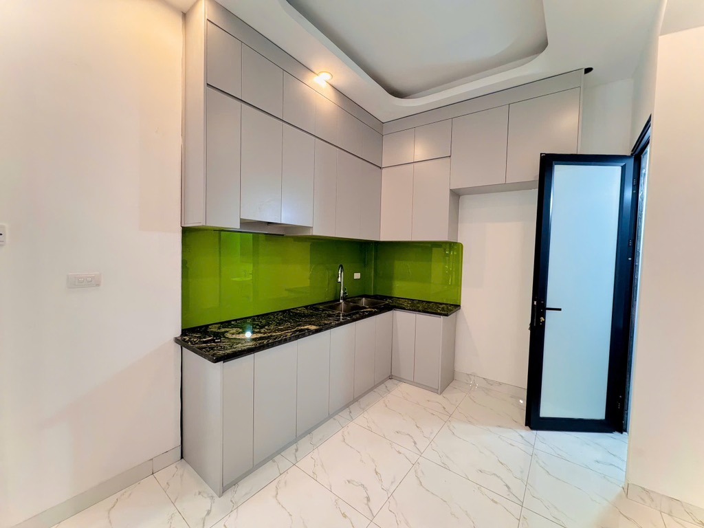 BÁN NHÀ LÔ GÓC HAI THOÁNG - 42M2 - 5 NGỦ ĐỦ CÔNG NĂNG - NHÀ MỚI COONG